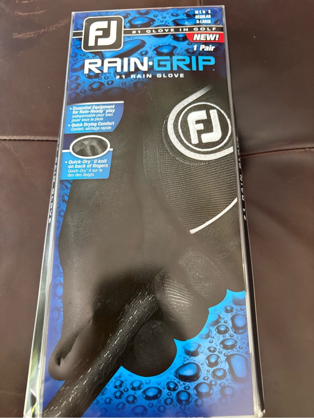 FootJoy Black Rain-Grip Golf Glove Packaging